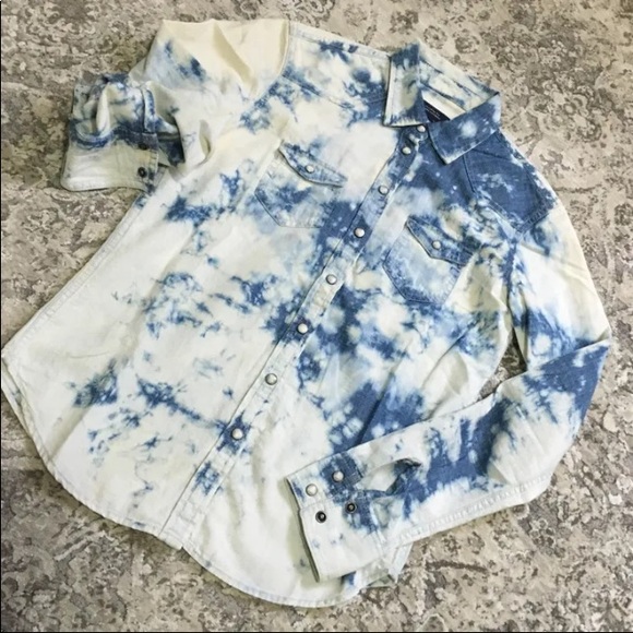 🛍HP🛍American eagle 🦅 denim fitted shirt - Picture 1 of 4